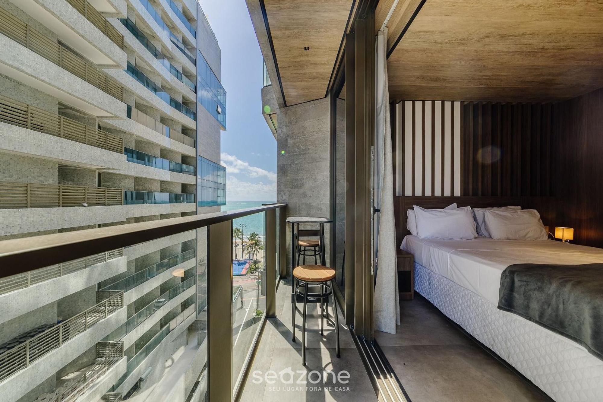 Nwts - Estudios Com Vista Lateral Mar Em